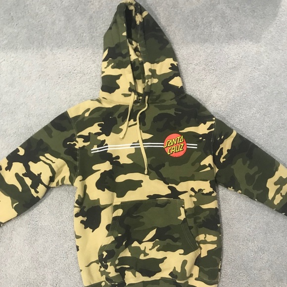camo santa cruz hoodie